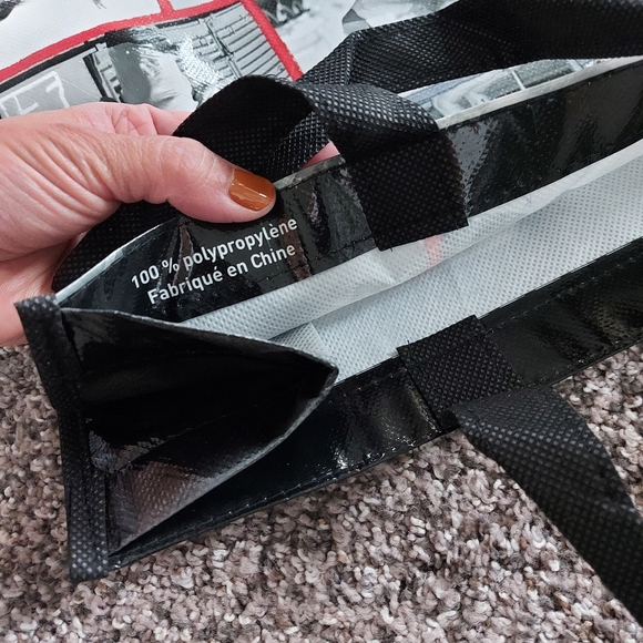 Lululemon shopping tote bag. French Quotes. BNWOT - Picture 5 of 5